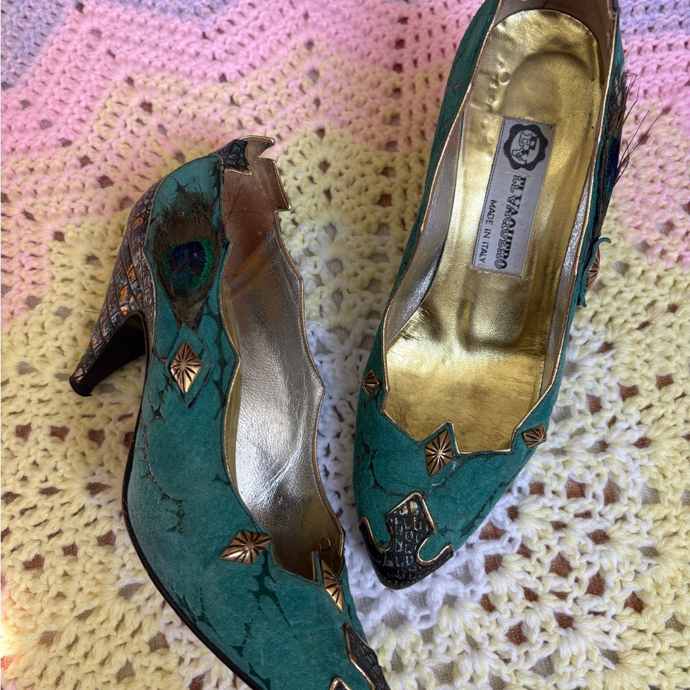 VTG 80s El Vaquero Peacock Pumps